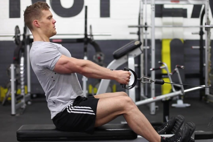 Underhand best sale cable row