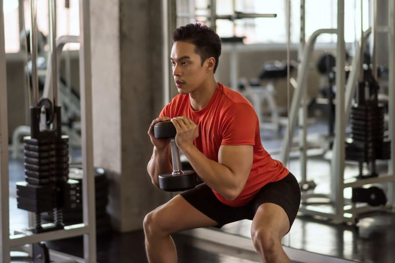 10 Dumbbell Exercises for Stronger Legs Without Going to the Gym