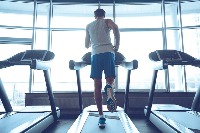 Skip the Status Update, Boost Your Mood: Trading Social Media for Exercise Improves Mental Health!