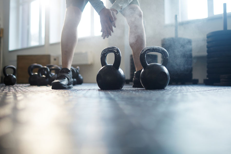 Here's How You Can Build Muscle With Kettlebells in 6 Simple Steps