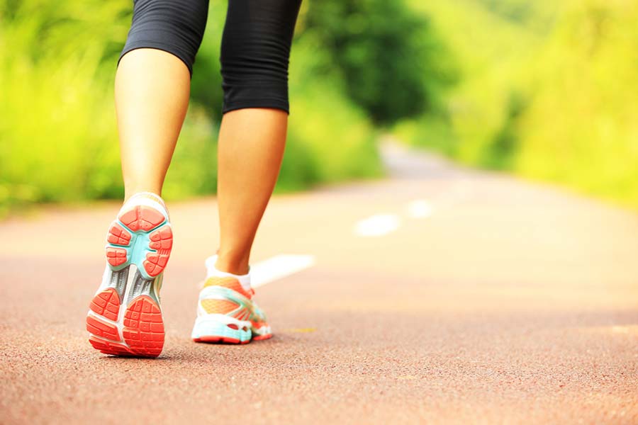How 2 Minutes of Walking After a Meal Can Lower Your Blood Sugar