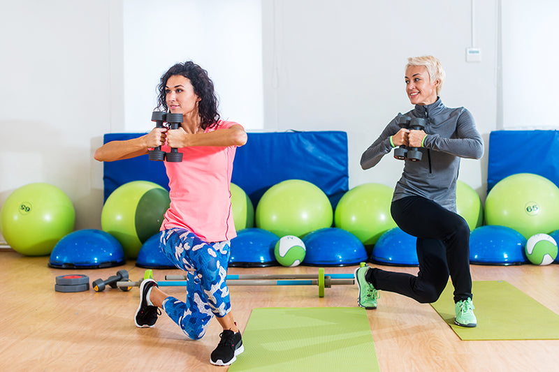 How Do You Do a Curtsy Lunge to Build Your Glutes?