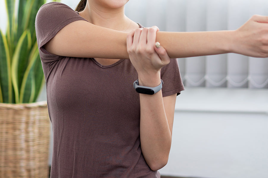 Deltoid Muscle Stretching Exercises
